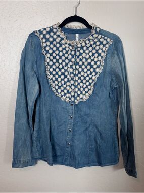 Mur Mur Chambray Embroidered Button Front Blouse Womens Medium Boho Cottagecore